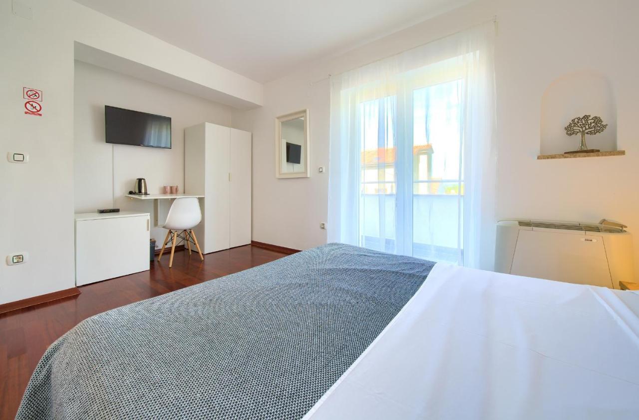 Bed&Breakfast Lucija Bed & Breakfast Пунат Екстериор снимка