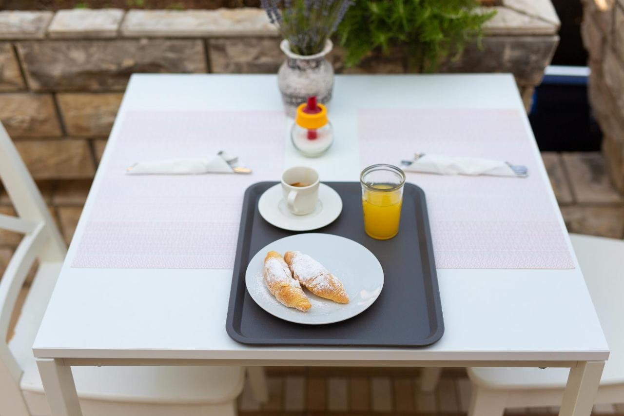 Bed&Breakfast Lucija Bed & Breakfast Пунат Екстериор снимка